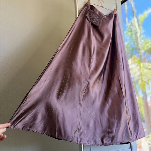 Vintage 90s Crimson by Lawrence Kurtz Taffeta Maxi Ball Skirt & Beaded Belt NWT - Picture 4 of 14